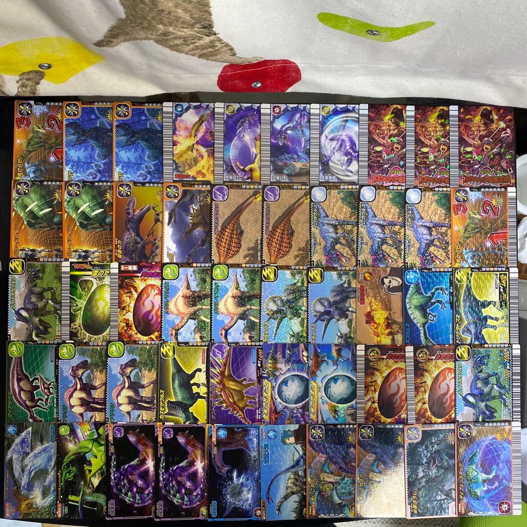 【B144】恐竜キング　カード　808枚　大量まとめ売り