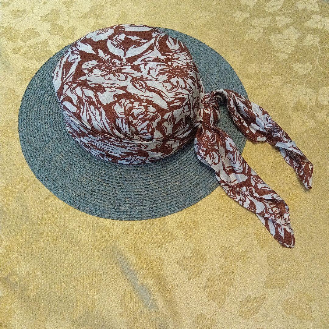 超美品ヘレンカミンスキーボーターハット　シルクスカーフ付き