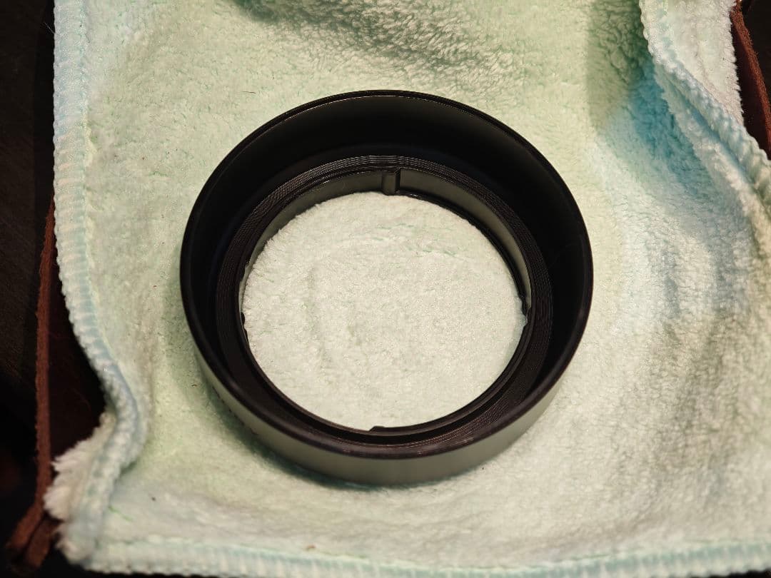 ほぼ新品　SONY　フルサイズ一眼レンズ　 SEL24F28G