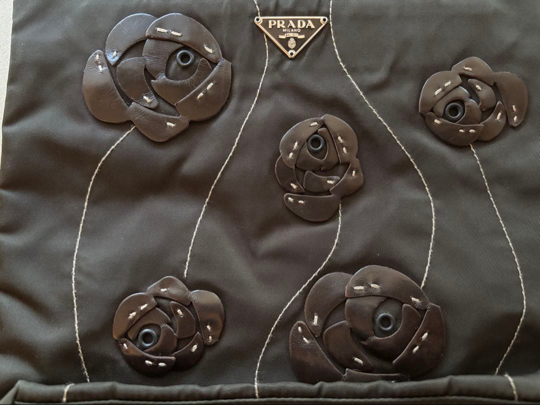 【希少✨美品】PRADA フラワーモチーフ　ミニバッグ