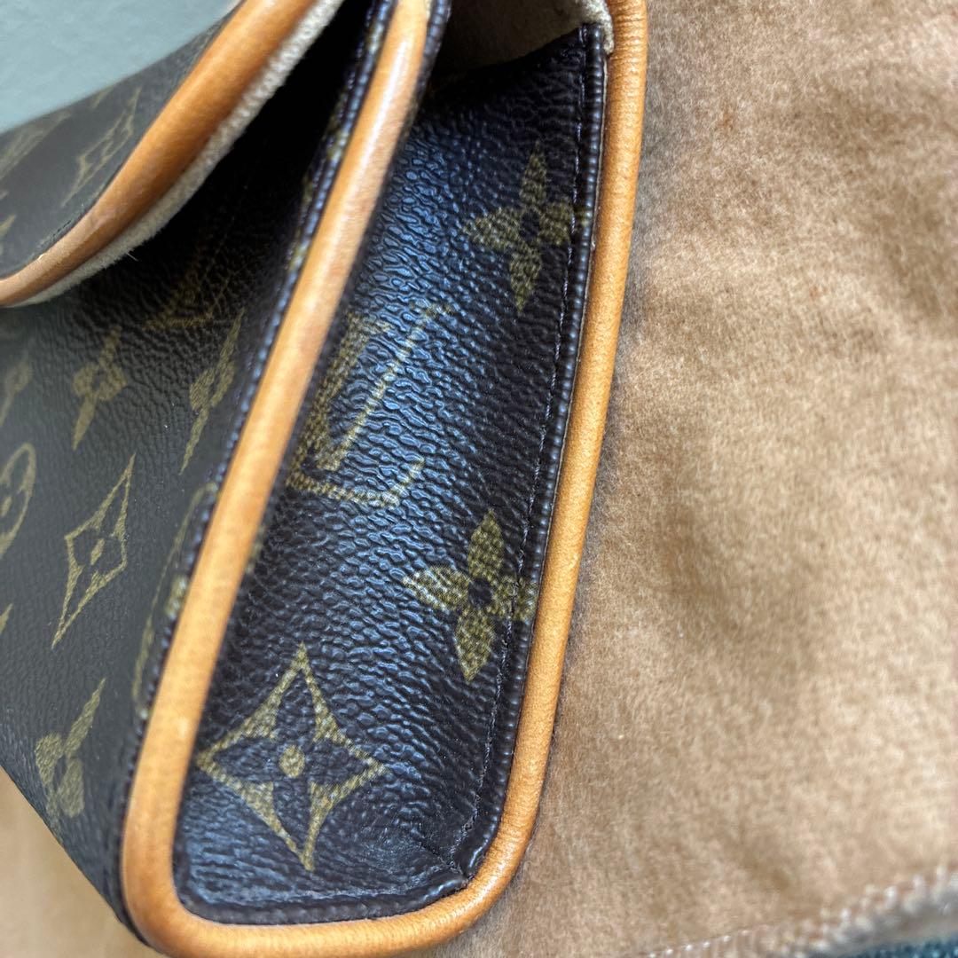 LOUIS VUITTONモノグラム　ポシェットフロランティーヌウエストバッグ