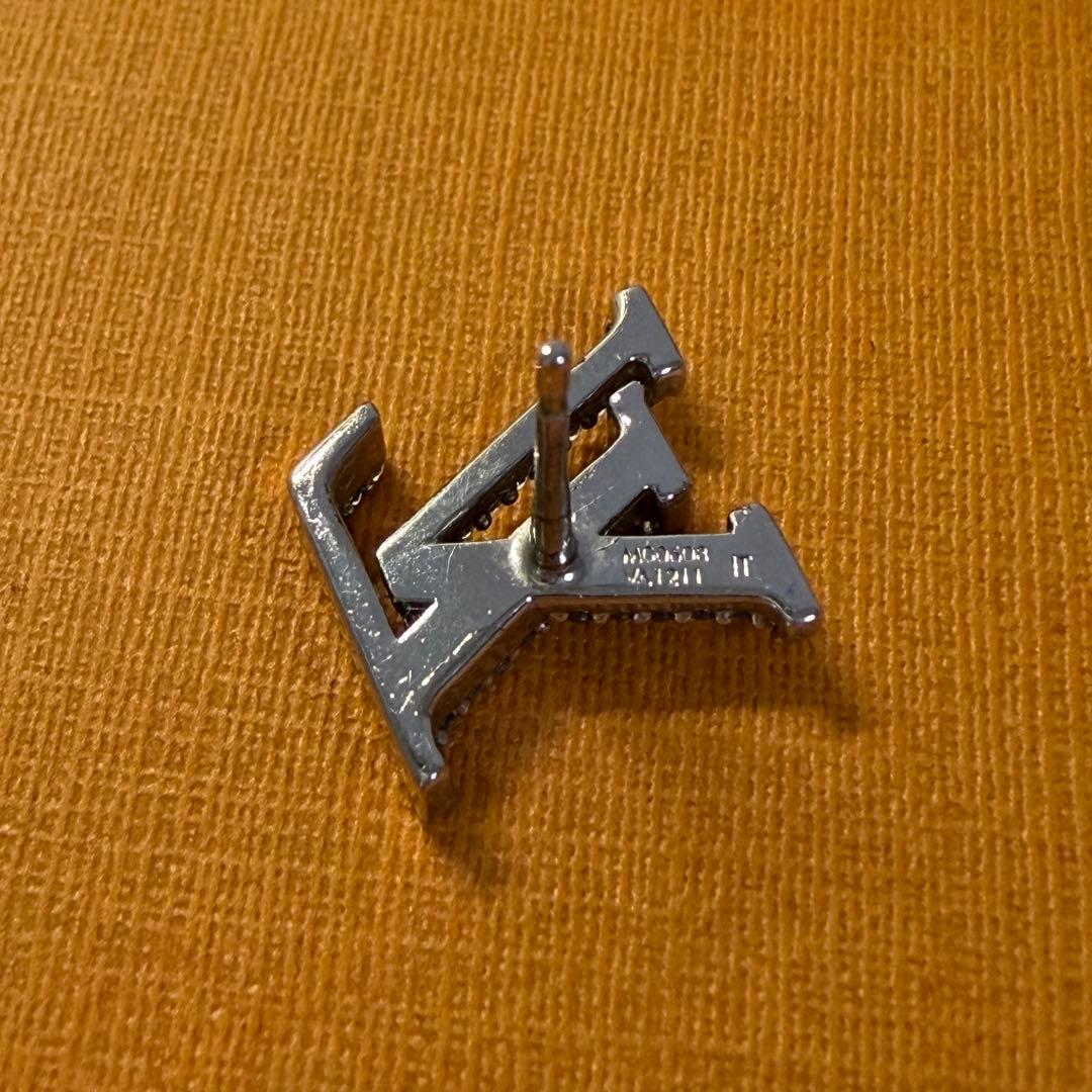 ピアス LV アイコニック ストラス