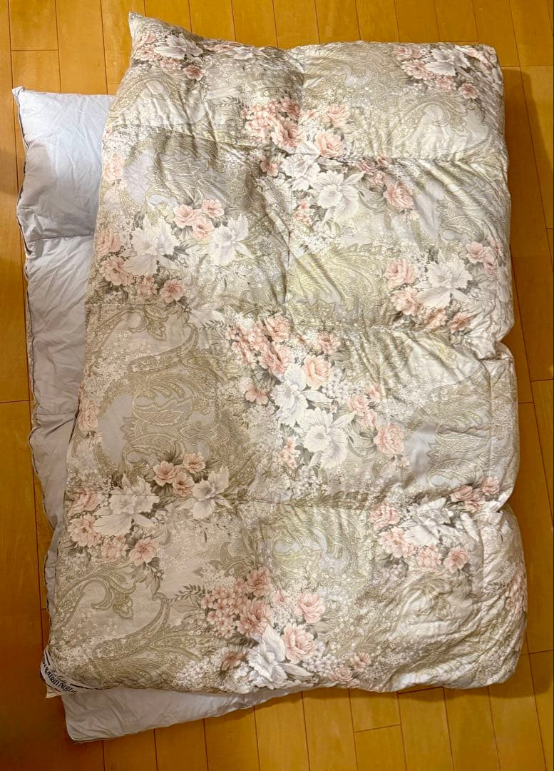 Roman Night 羽毛掛け布団 150x210cm