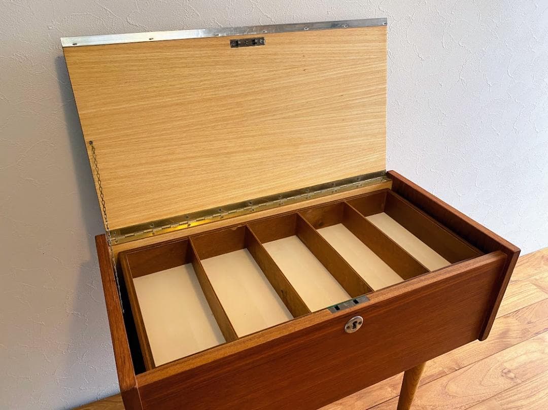 1960-70s ヴィンテージ サイドテーブル ボックス キー付 仕上済