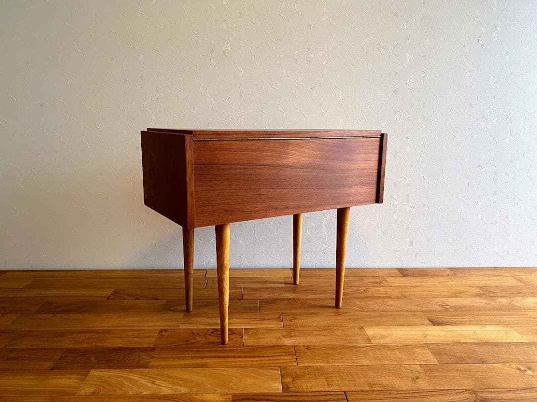 1960-70s ヴィンテージ サイドテーブル ボックス キー付 仕上済