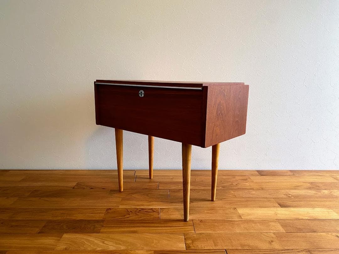 1960-70s ヴィンテージ サイドテーブル ボックス キー付 仕上済