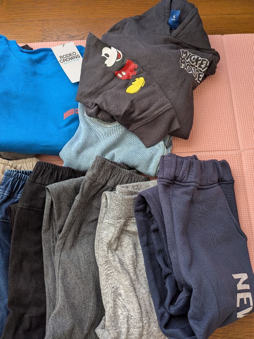 【新品未使用あり】まとめ売り　男の子　秋冬物　140cm　31点