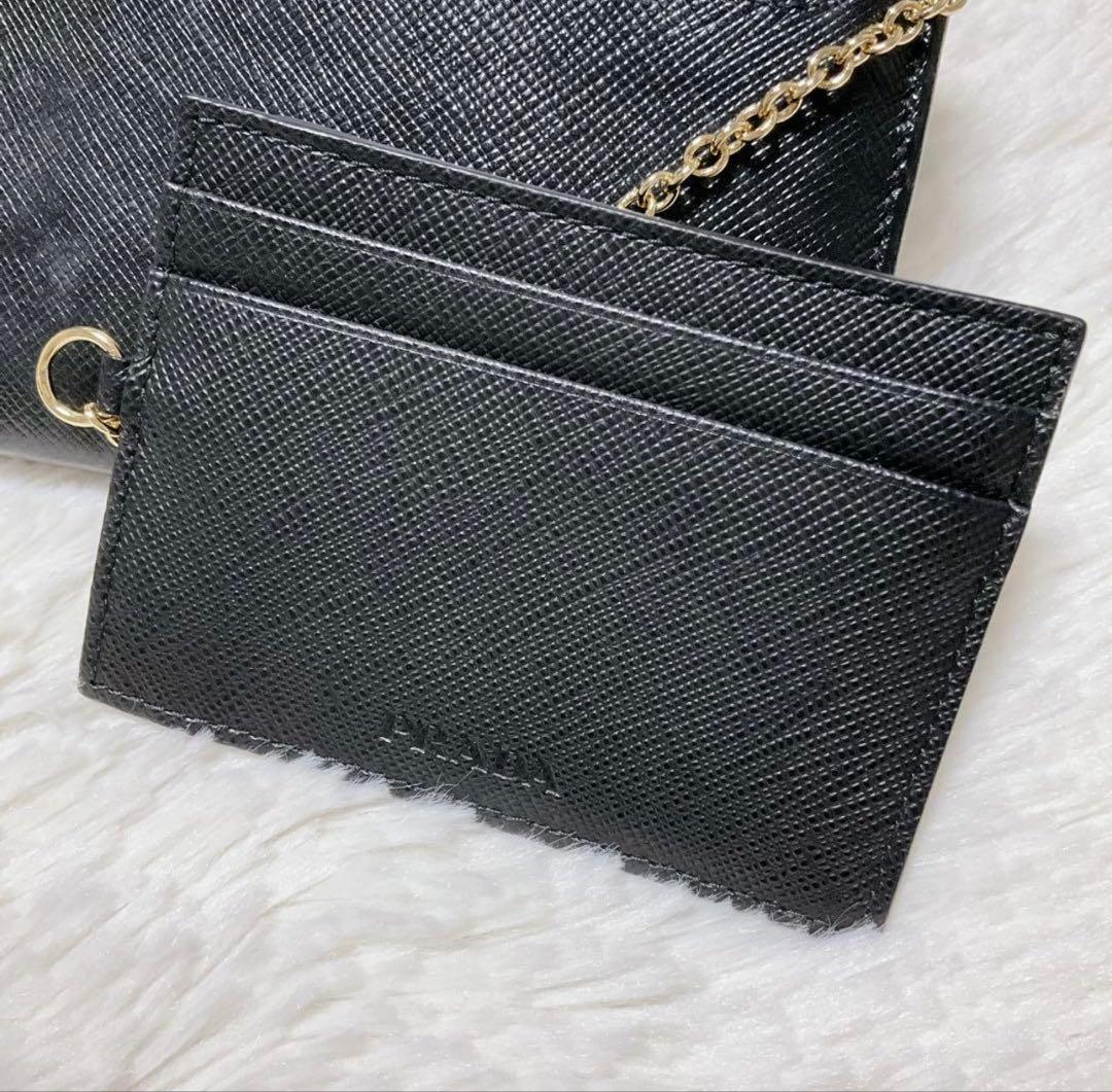 ♡美品♡プラダ パスケース付き フラップ長財布 サフィアーノレザー ゴールド金具