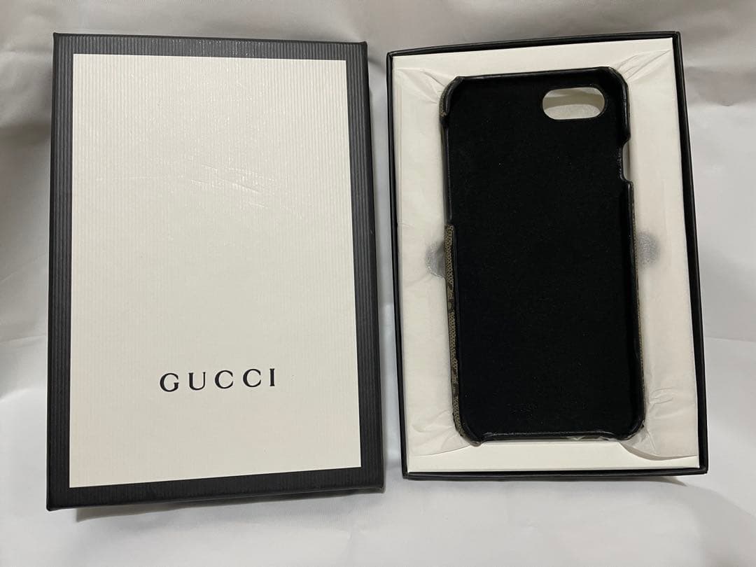 GUCCI トラ刺繍 iPhone8スマホケース