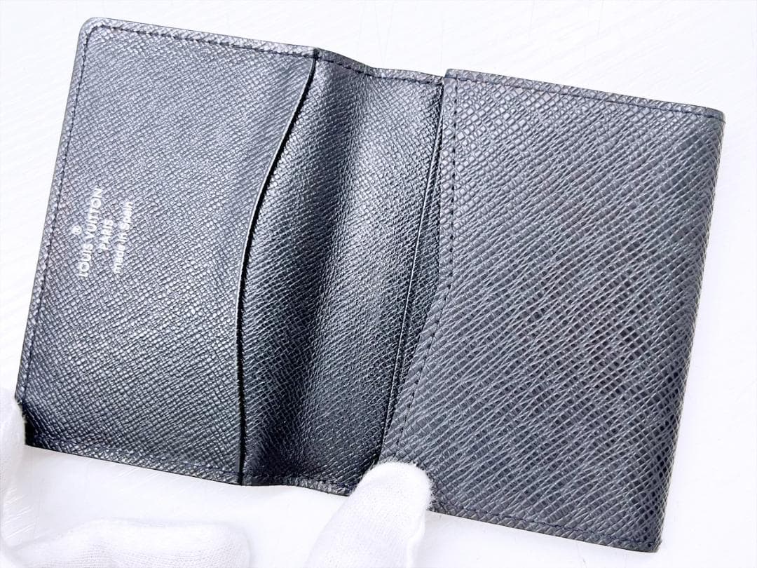 ルイヴィトン　タイガ　カルトドゥ　ヴィジット　名刺入れ　M30922