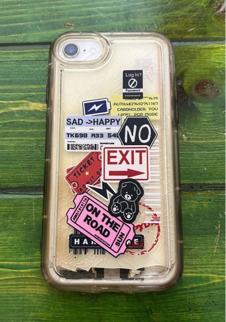 iPhone SE 第3世代 ジャンク品 バッテリー77% SIMフリー箱付き