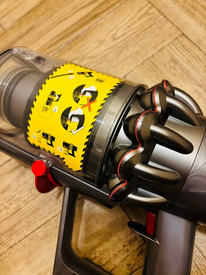 ダイソン V10 SV12 本体のみ　バッテリーなし