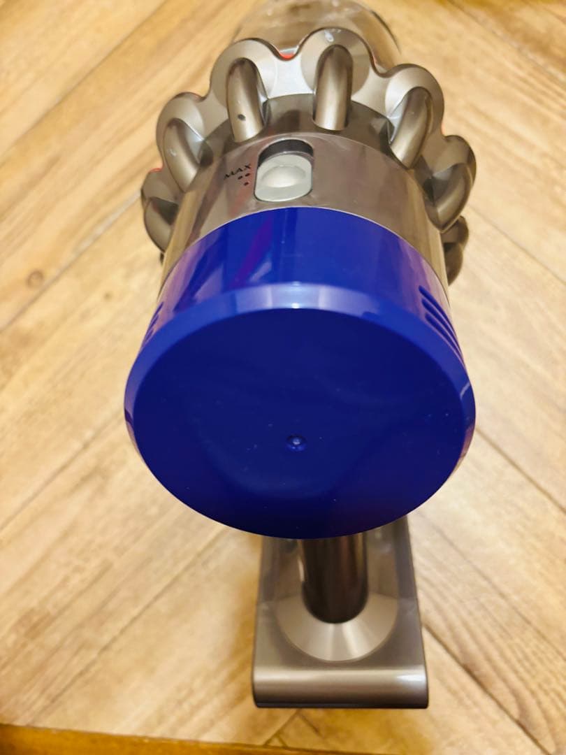 ダイソン V10 SV12 本体のみ　バッテリーなし