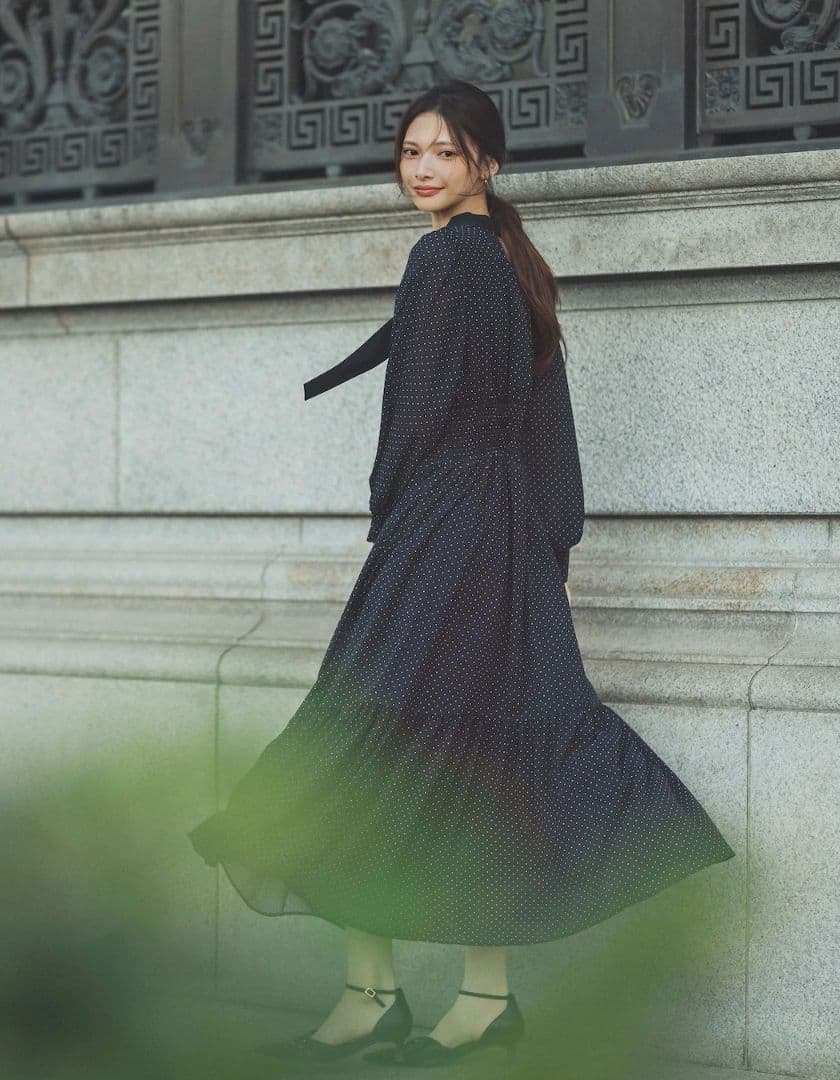 プロポーションボディドレッシング♡ボウタイ　ワンピース　シャーリング　ドット