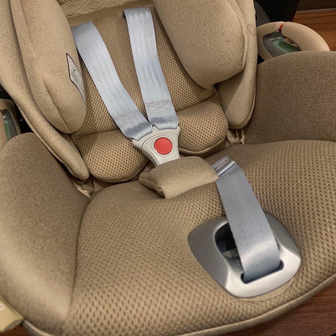 美品 Cybex Cloud T i-Size plus ベージュ アダプター付