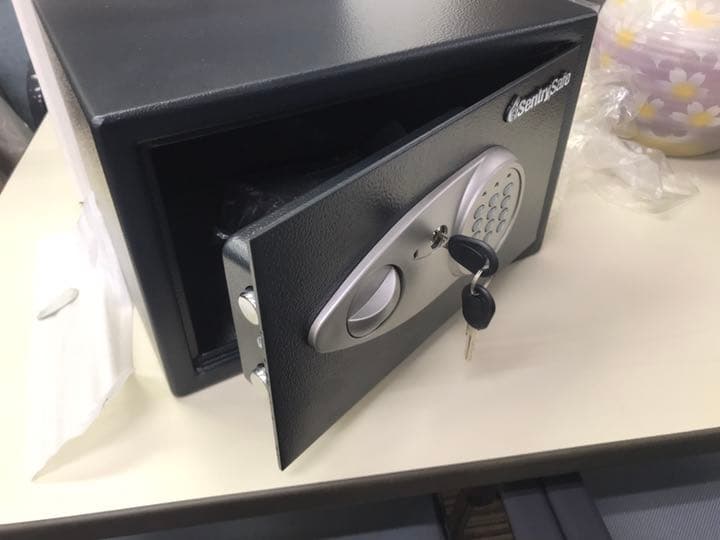 セントリーセキュリティーX055保管庫