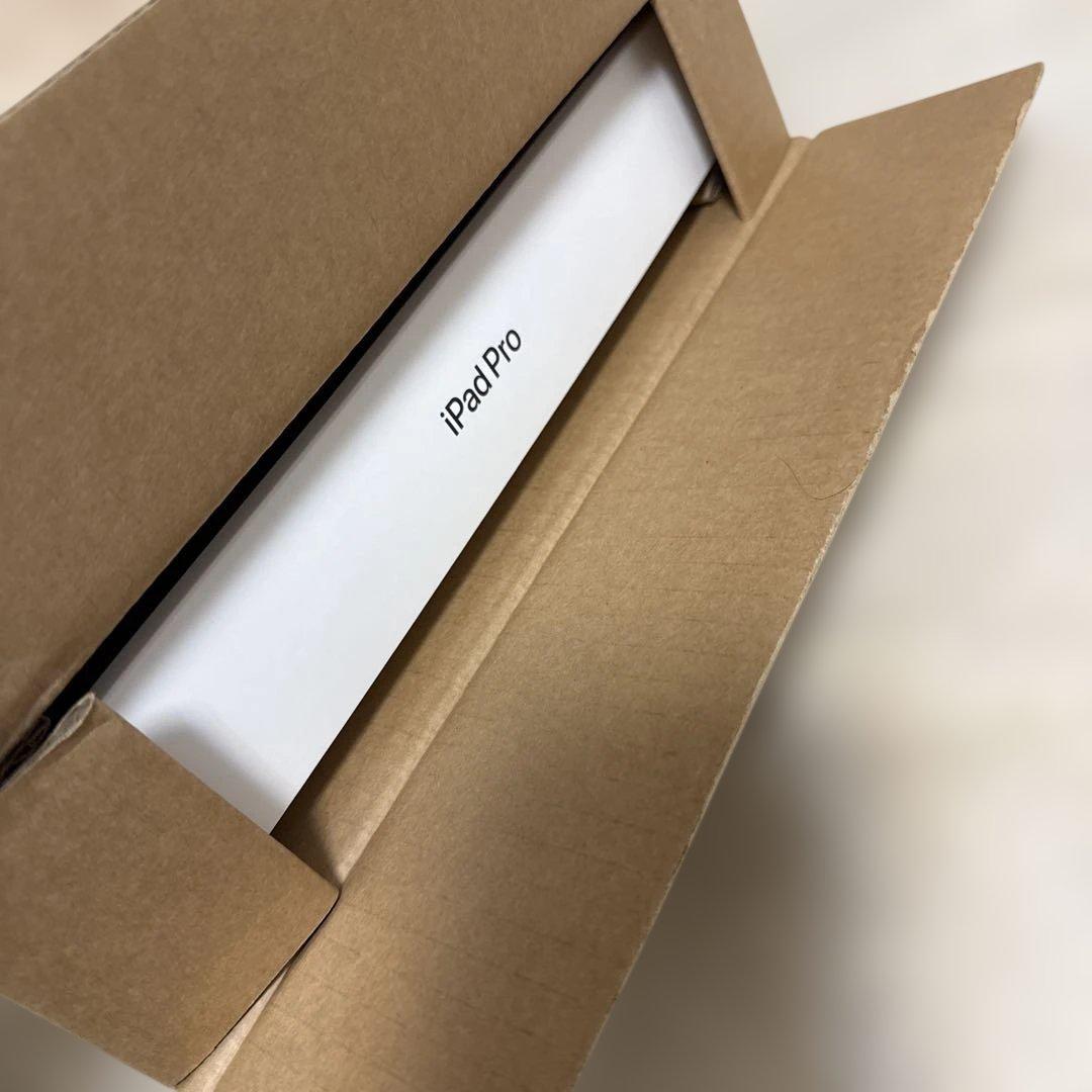 iPadPro M4 13インチWi-Fi256gb ほぼ新品バッテリー100%