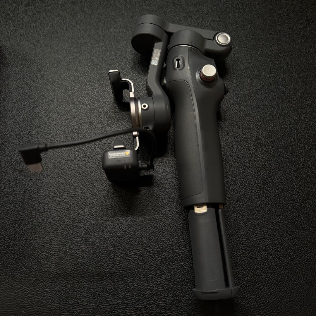 DJI Osmo Mobile 8 スマートフォンスタビライザー