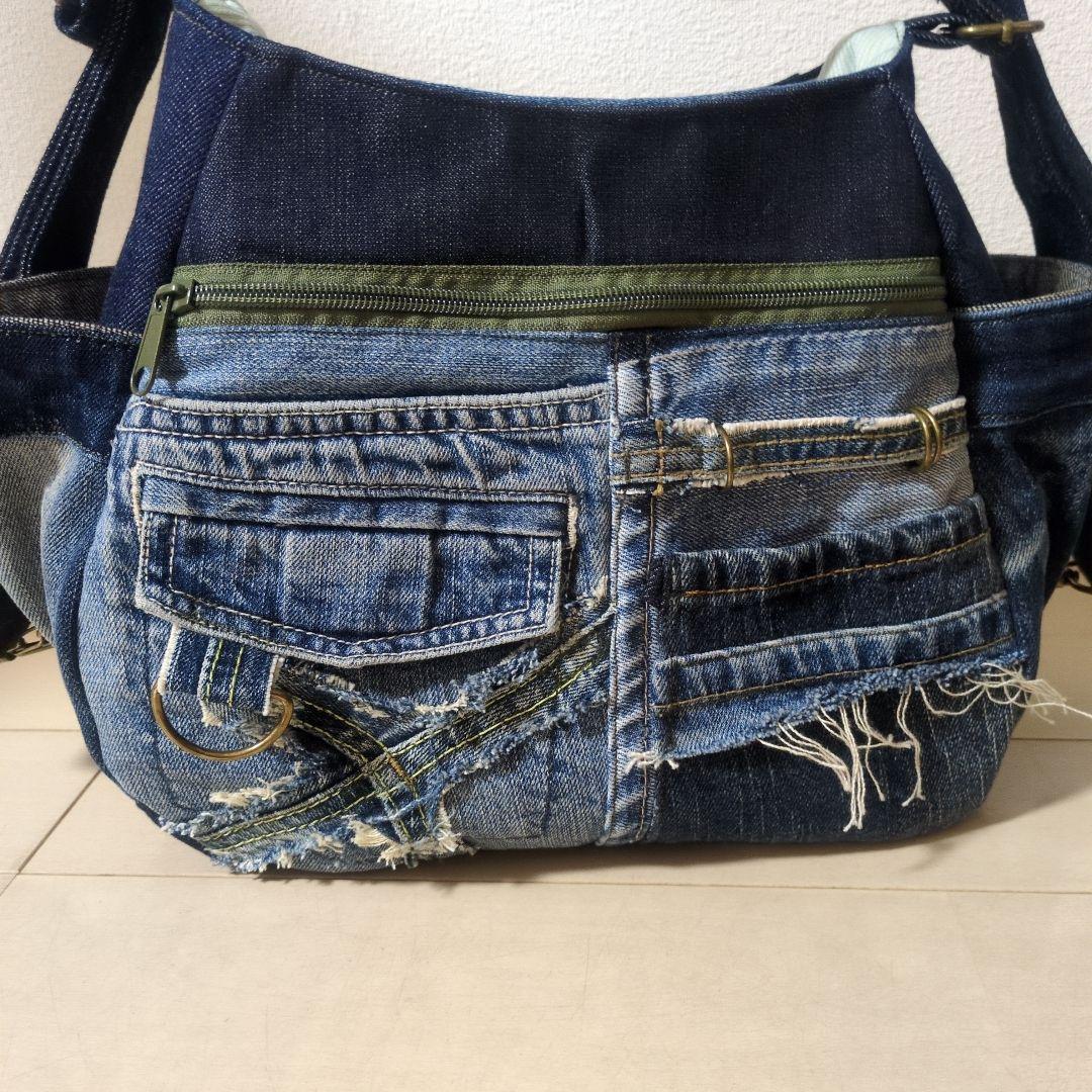 デニムリメイクバッグ　4way 　リメイクデニム　リュック　トート　ショルダー
