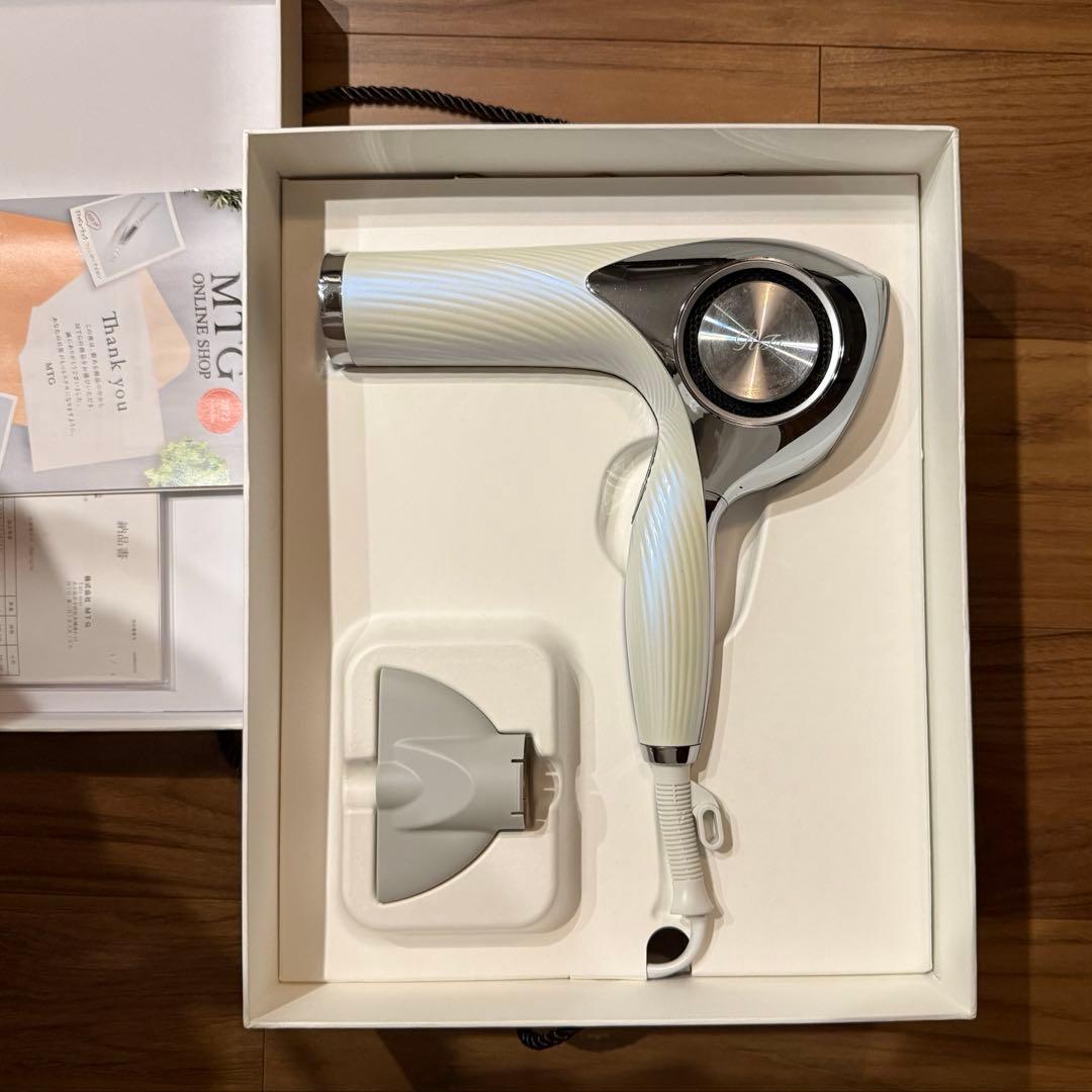 【正規品（ギャランティカード付）】リファビューテックドライヤープロ　2022年製