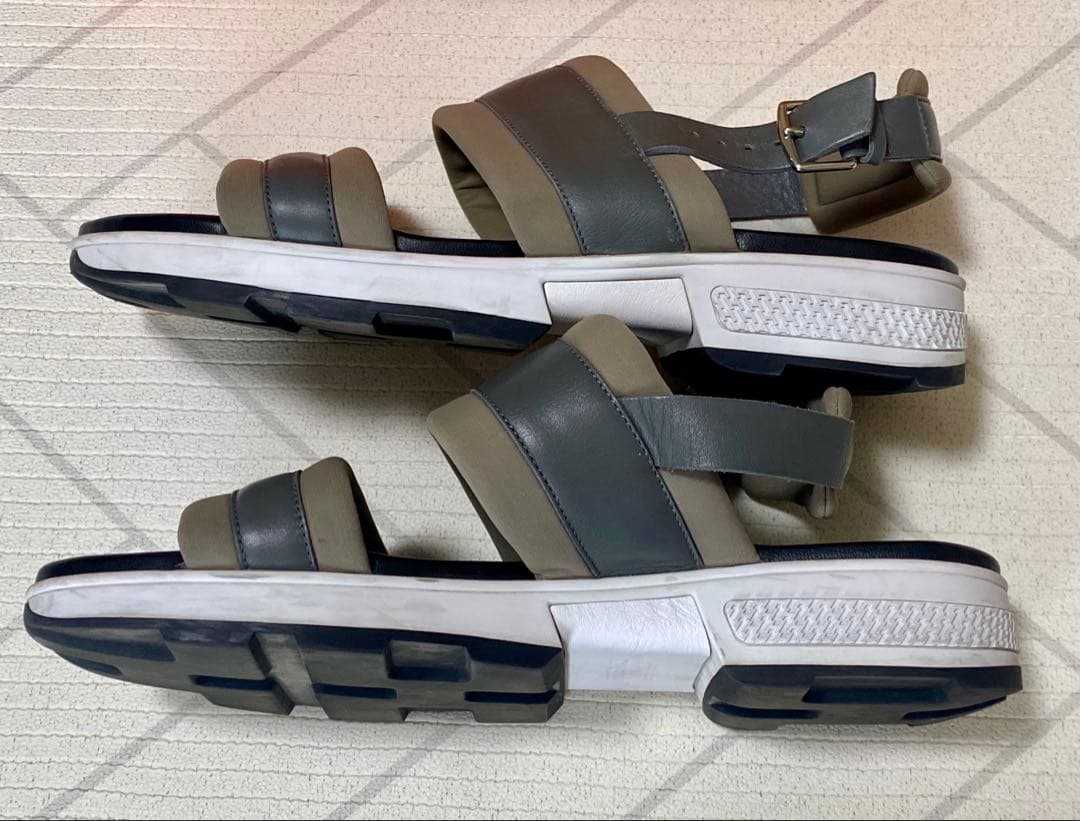 エルメス ストラップサンダル