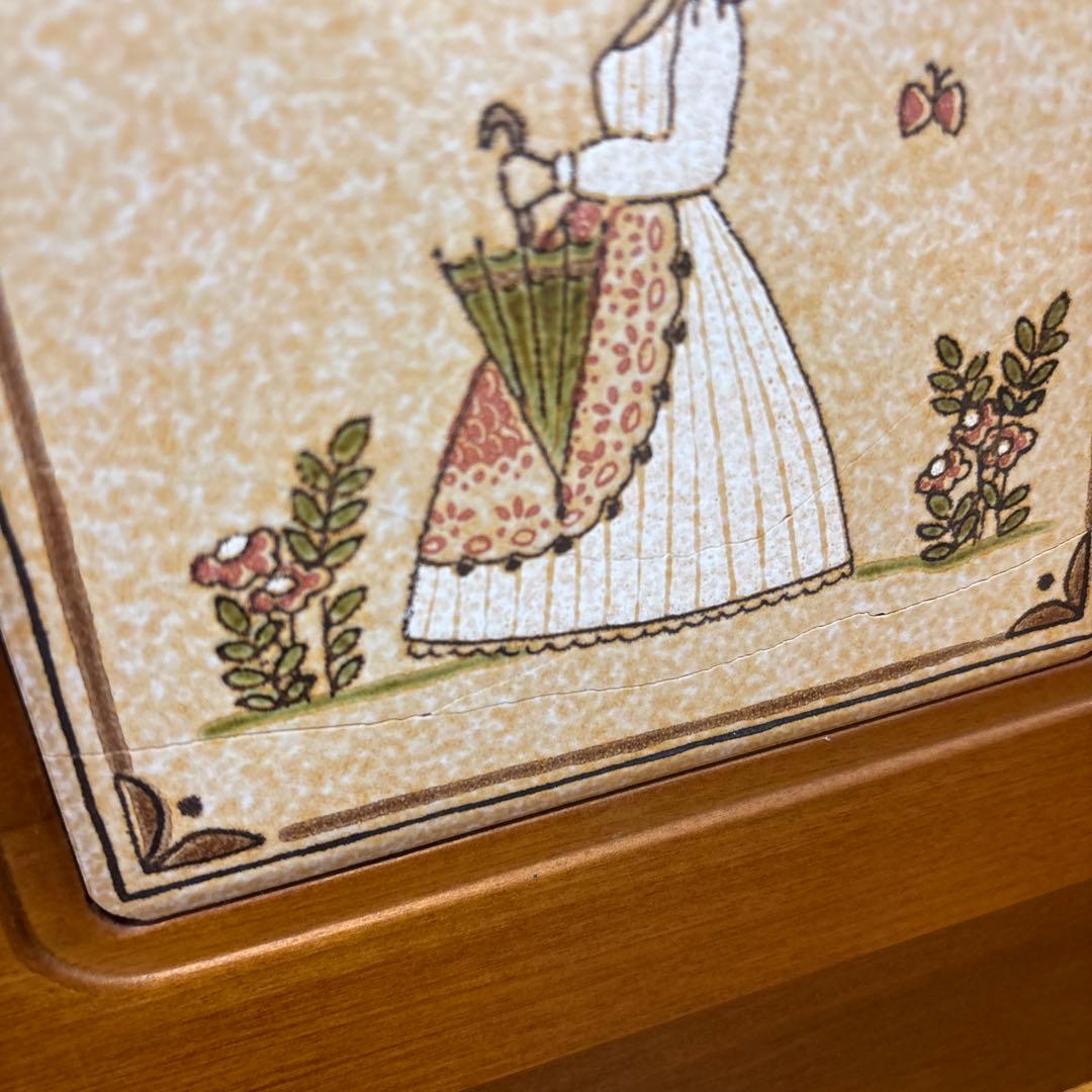 木製ブラウンチェスト 4引き出し