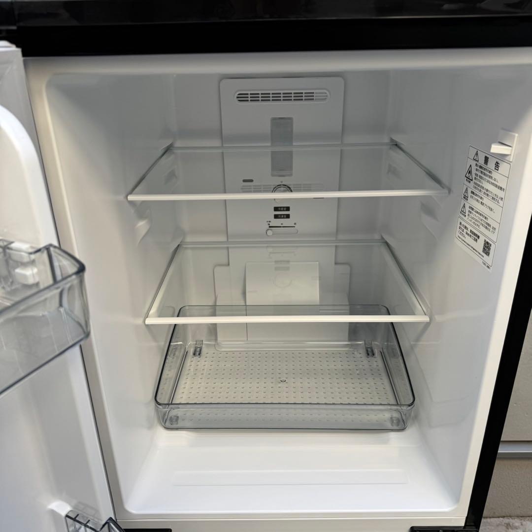 196⭐️2025年製★ほぼ新品★シャープ　冷蔵庫　右、左開き　一人暮らし