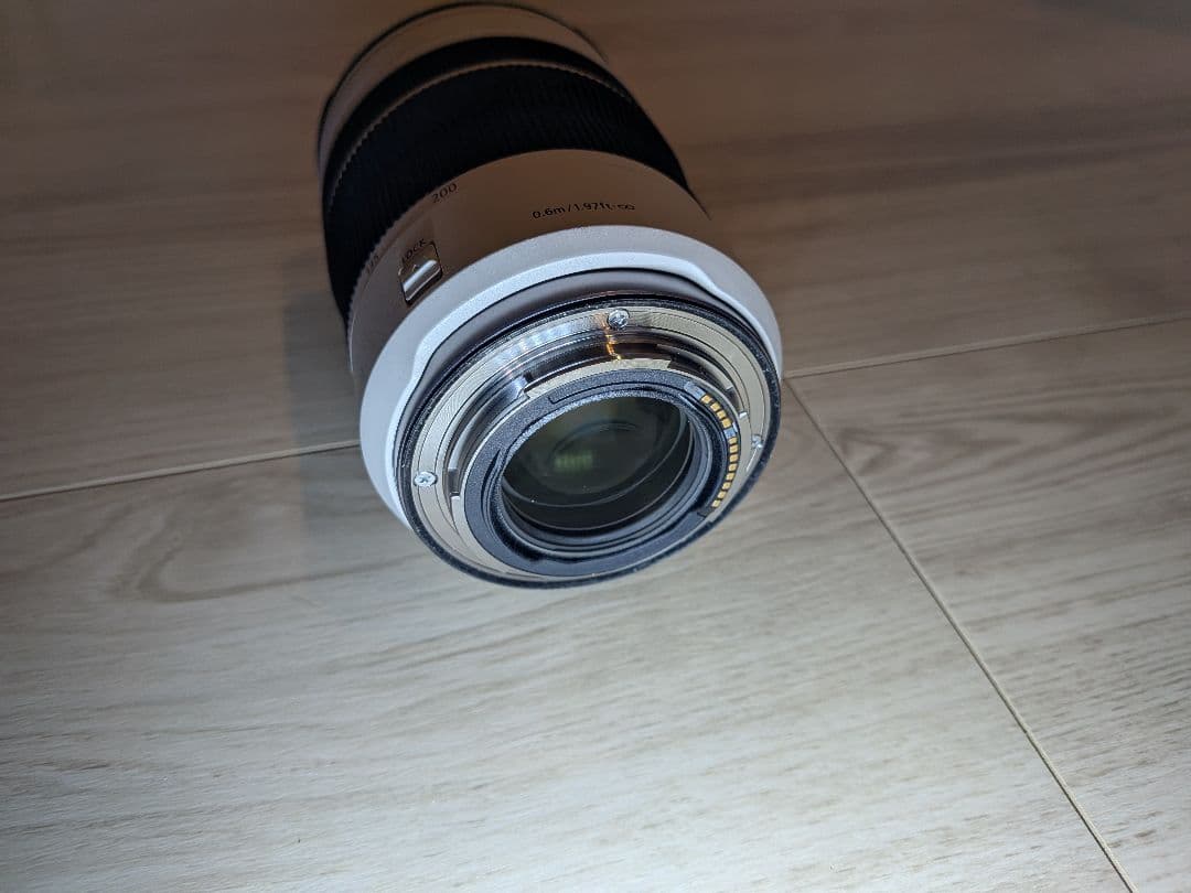 Canon RF 70-200mm f4 小三元ズームレンズ