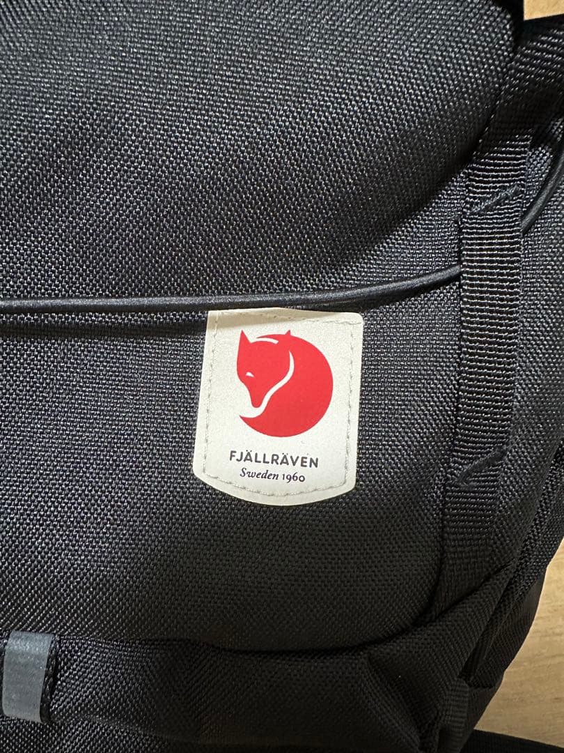バッグ Fjallraven skule 20L