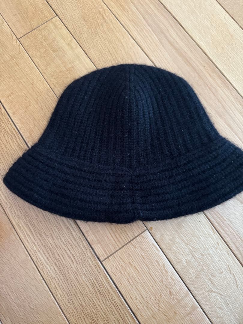 CELINE ニットクロシェハット