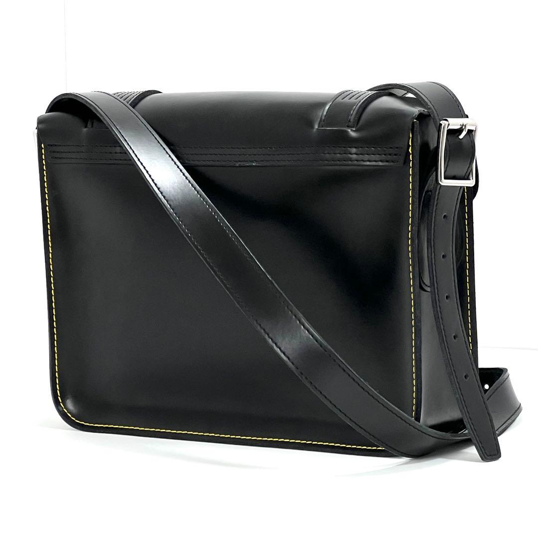 ドクターマーチン　ショルダーバッグ　レザー　サッチェルバッグ　クロスボディ