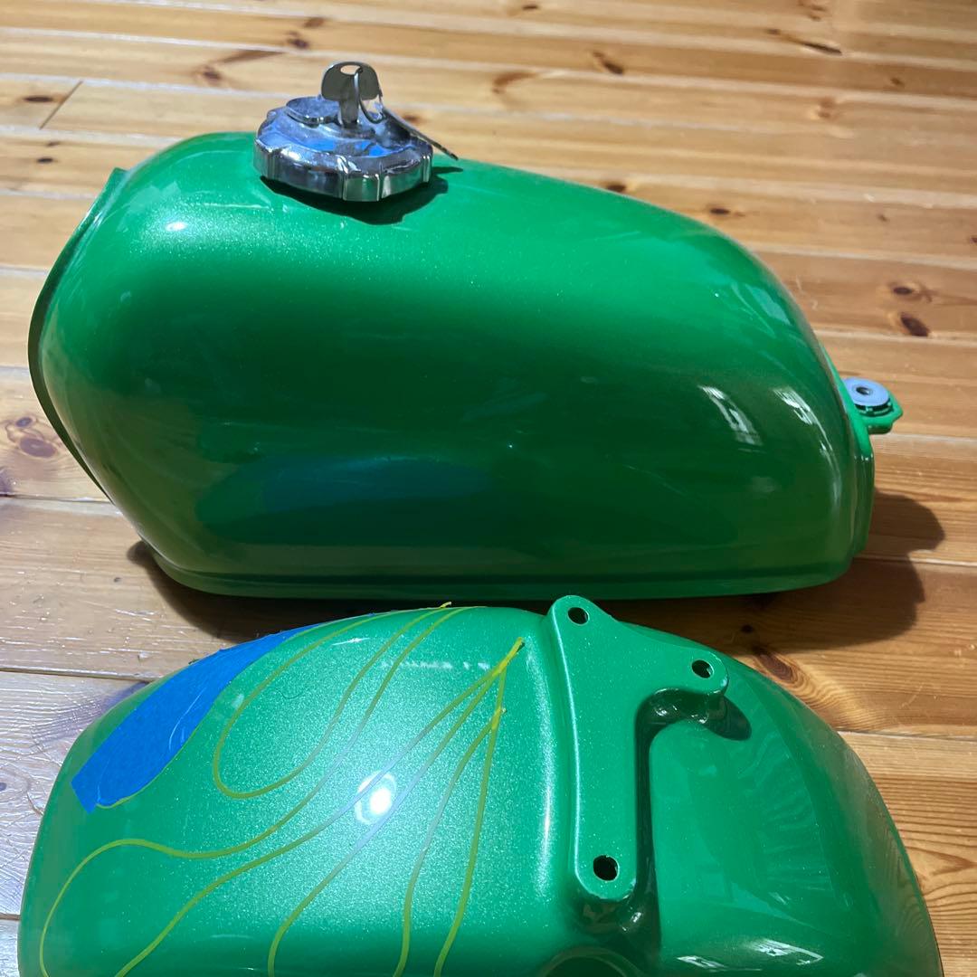 ⭐︎　24日まで。エイプ50のタンク等