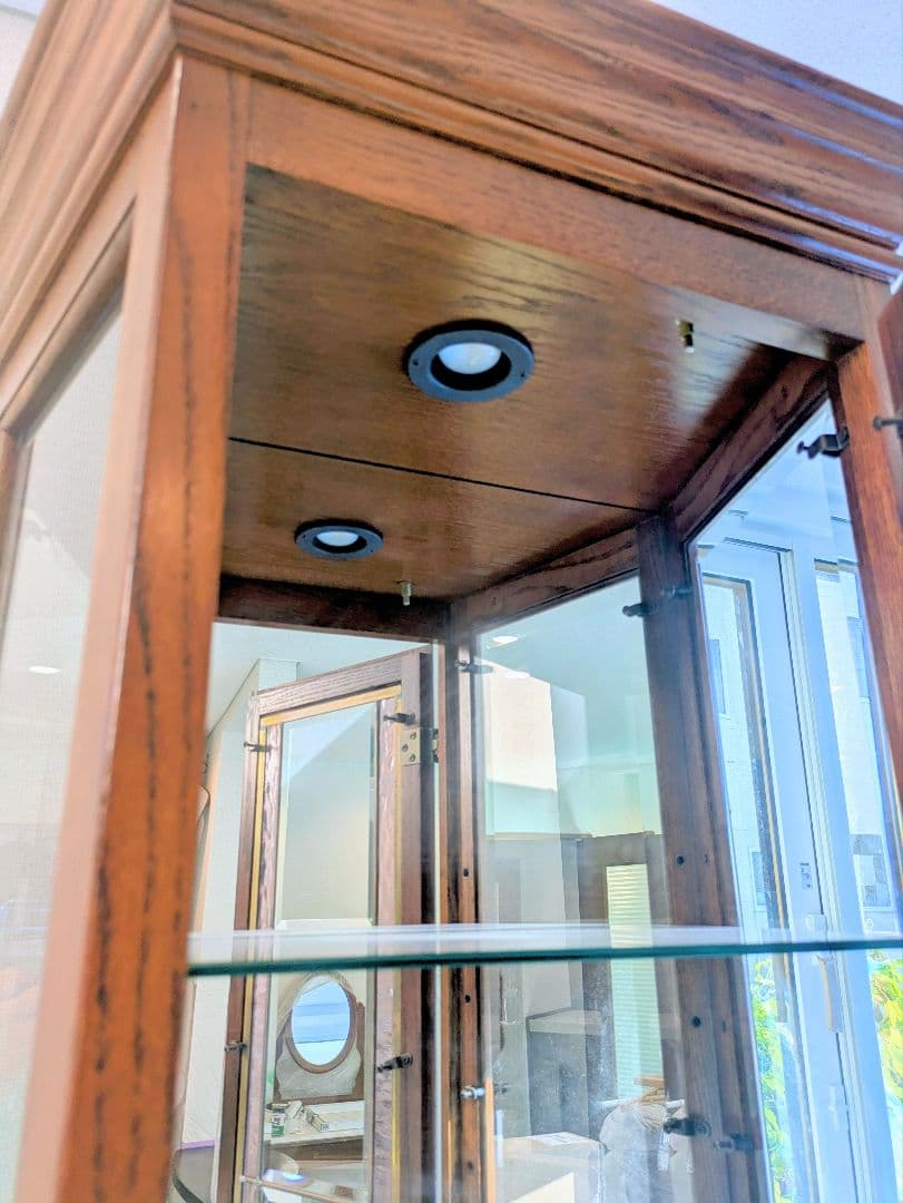 木製ガラスキャビネット イタリアンアンティーク調 飾り棚 輸入家具