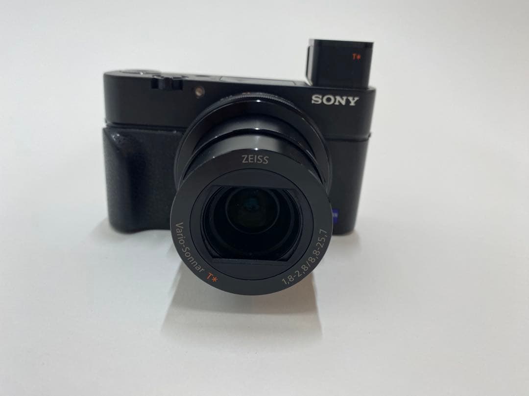 SONY RX100Ⅲコンパクトデジタルカメラ ZEISSレンズ