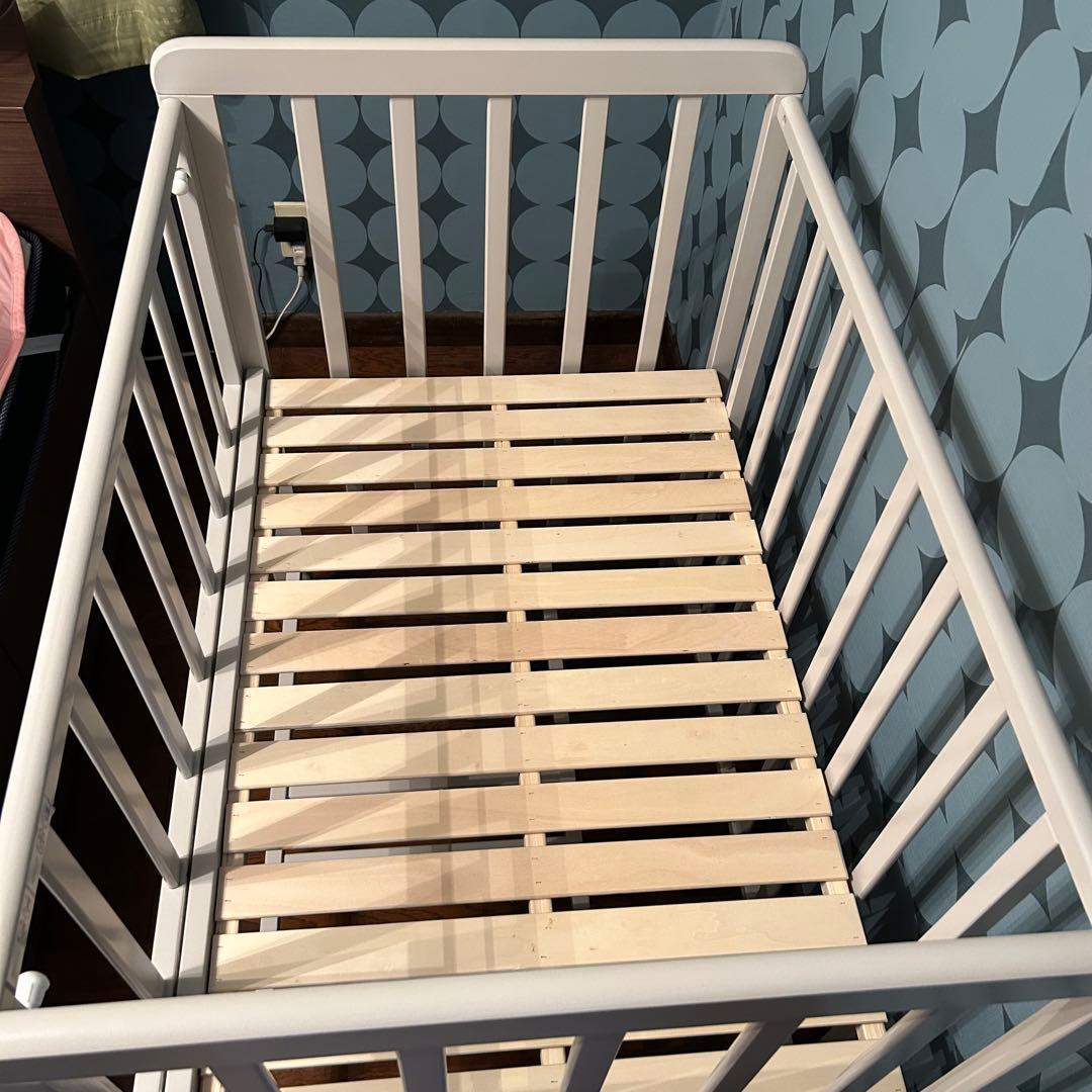 ベビーベッド キャスター付き ホワイト