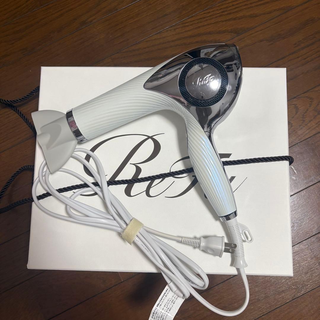 ReFa BEAUTECH DRYER（リファビューテック ドライヤー）ホワイト