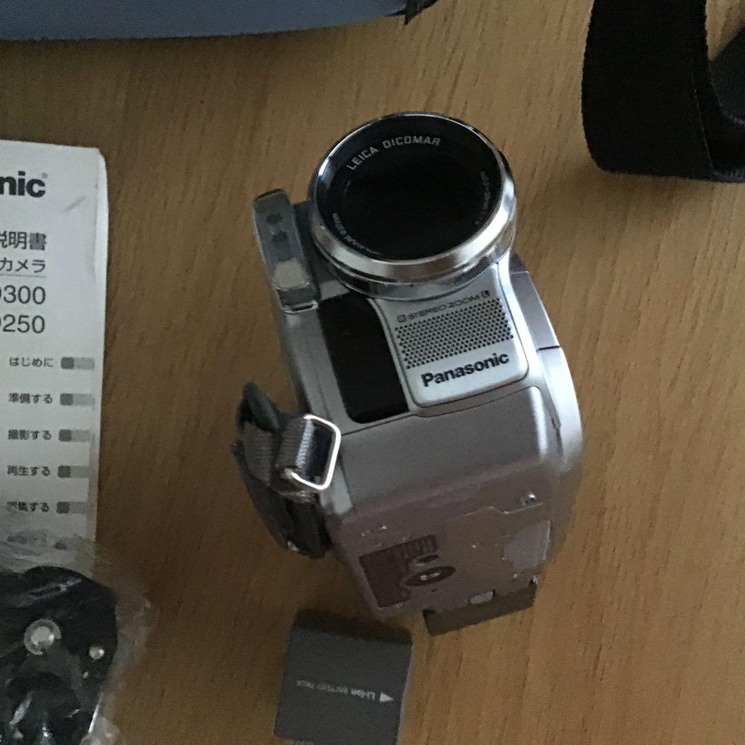 Panasonic HDC-SD250 ビデオカメラ 本体　充電器無しで良ければ