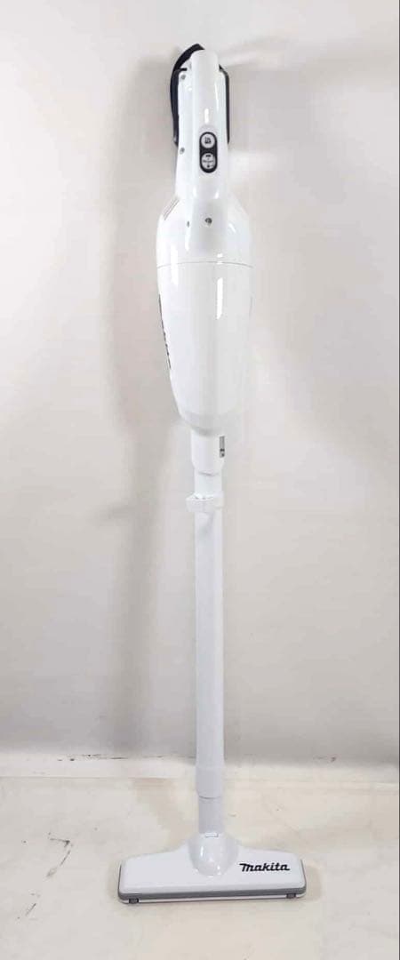 マキタ 充電式クリーナー CL108FD ②