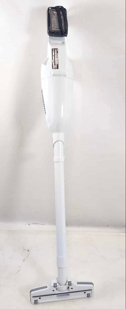 マキタ 充電式クリーナー CL108FD ②