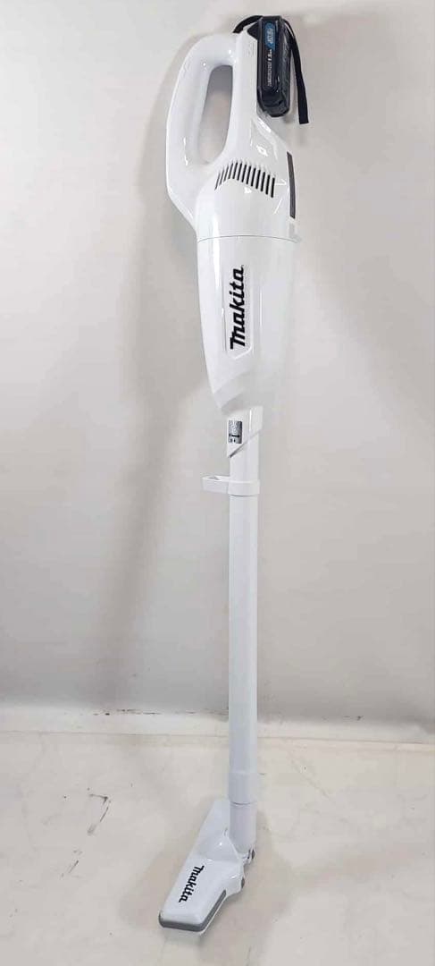 マキタ 充電式クリーナー CL108FD ②