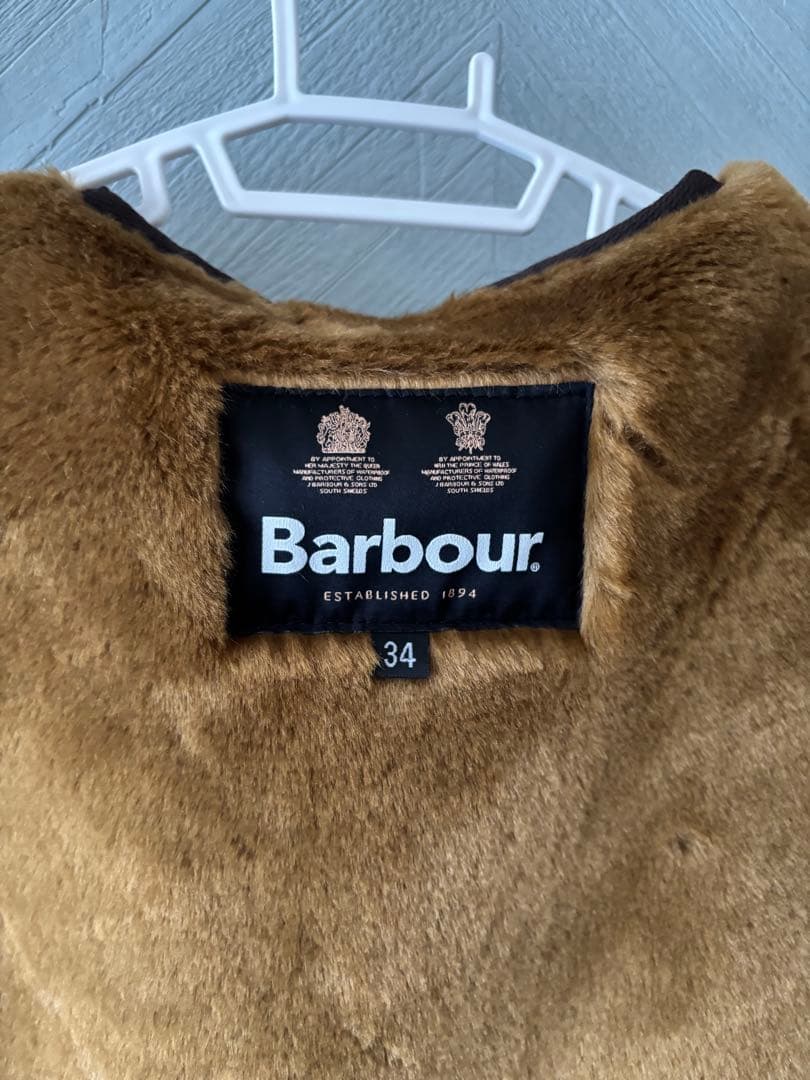 Barbour ファー ベスト 34