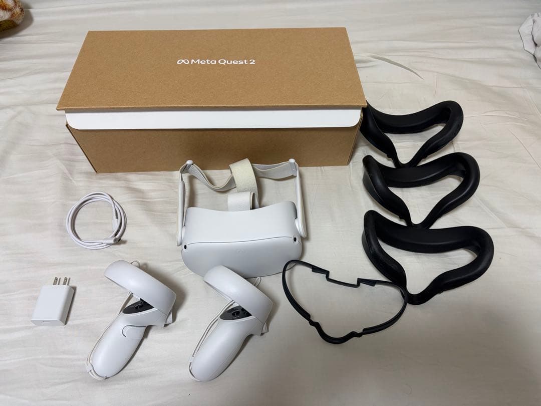  Quest 2 本体＋コントローラー＋付属品一式 初期化済み