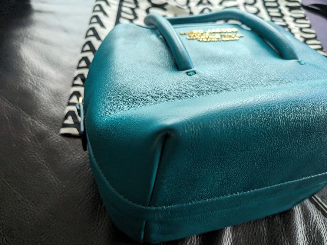 MARC JACOBS ターコイズ ショルダーバッグ