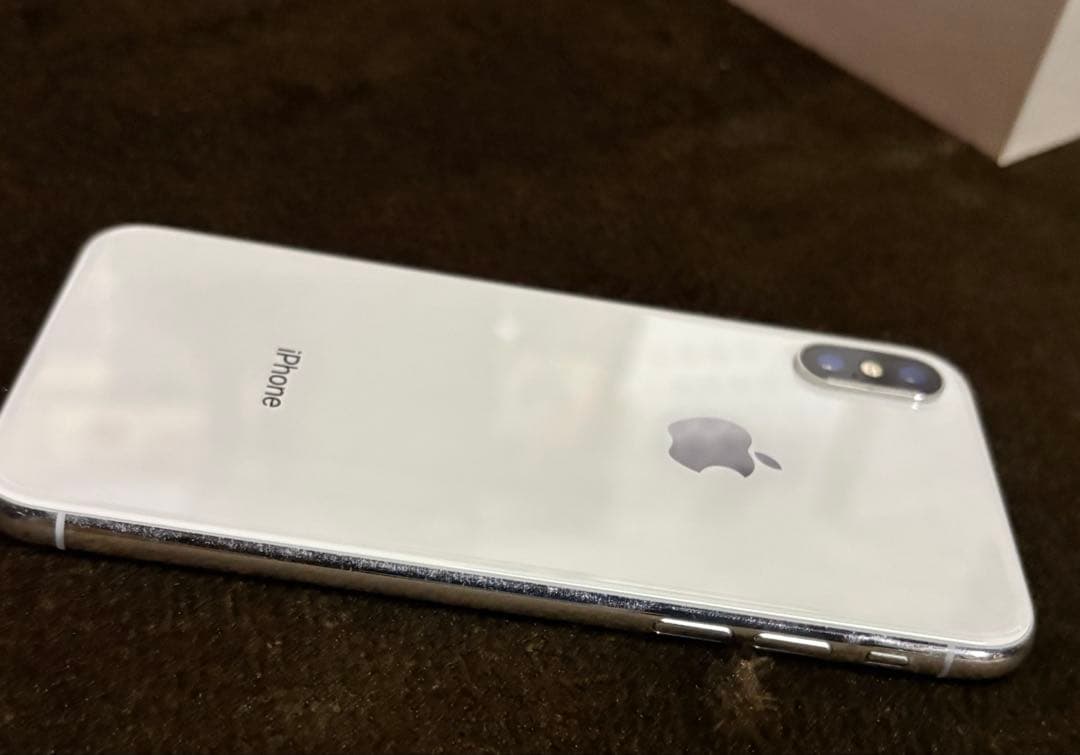 (値下げしました！)Apple iPhone X 256GB シルバー 箱付き
