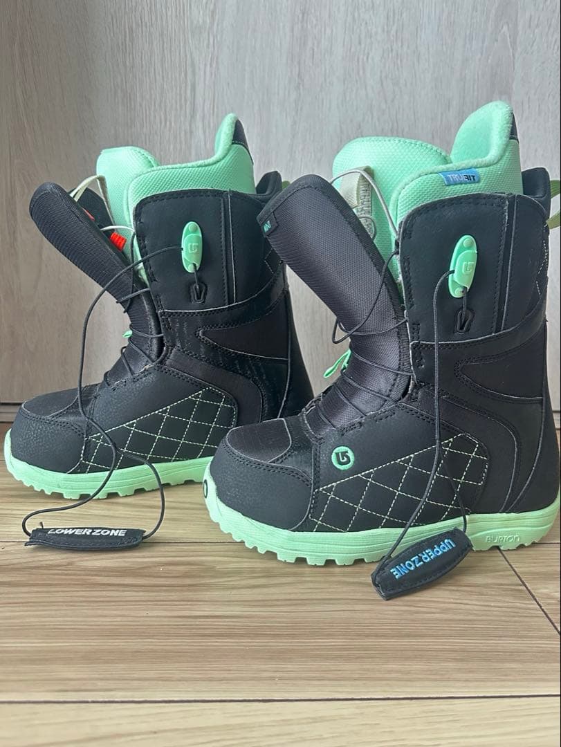 BURTON (バートン)スノーボードブーツ 黒/ ミント　23cm