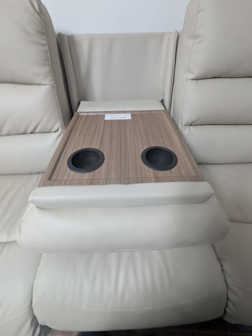 【本日まで】ニトリ 電動リクライニングソファ 3人掛け②