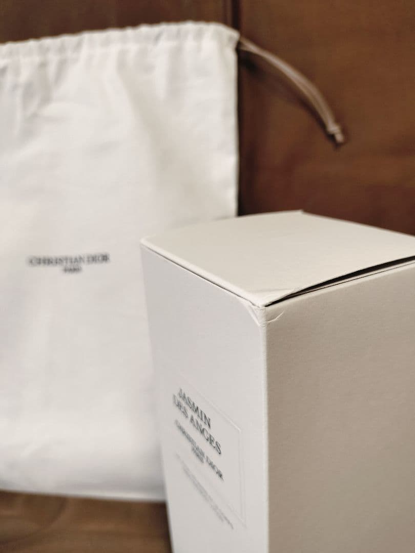 【新品】ディオール ハンド＆ボディローション•巾着袋付き　(更にオマケ付き）