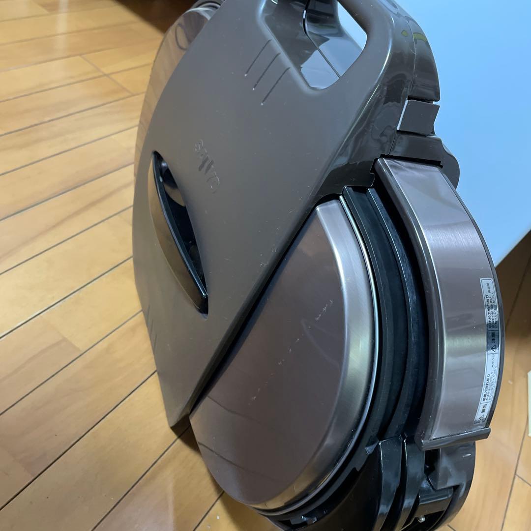 ワイドホットプレート　SANYO　たこ焼き・焼肉・平面・蒸し　HPS-SW4E2