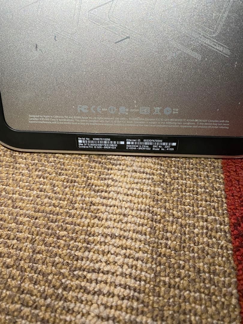 ② iMac 24インチ　Early 2009 ジャンク品