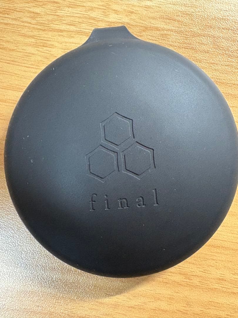 final B2 有線イヤホン